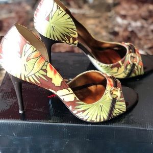 Carlos Santana Sandals